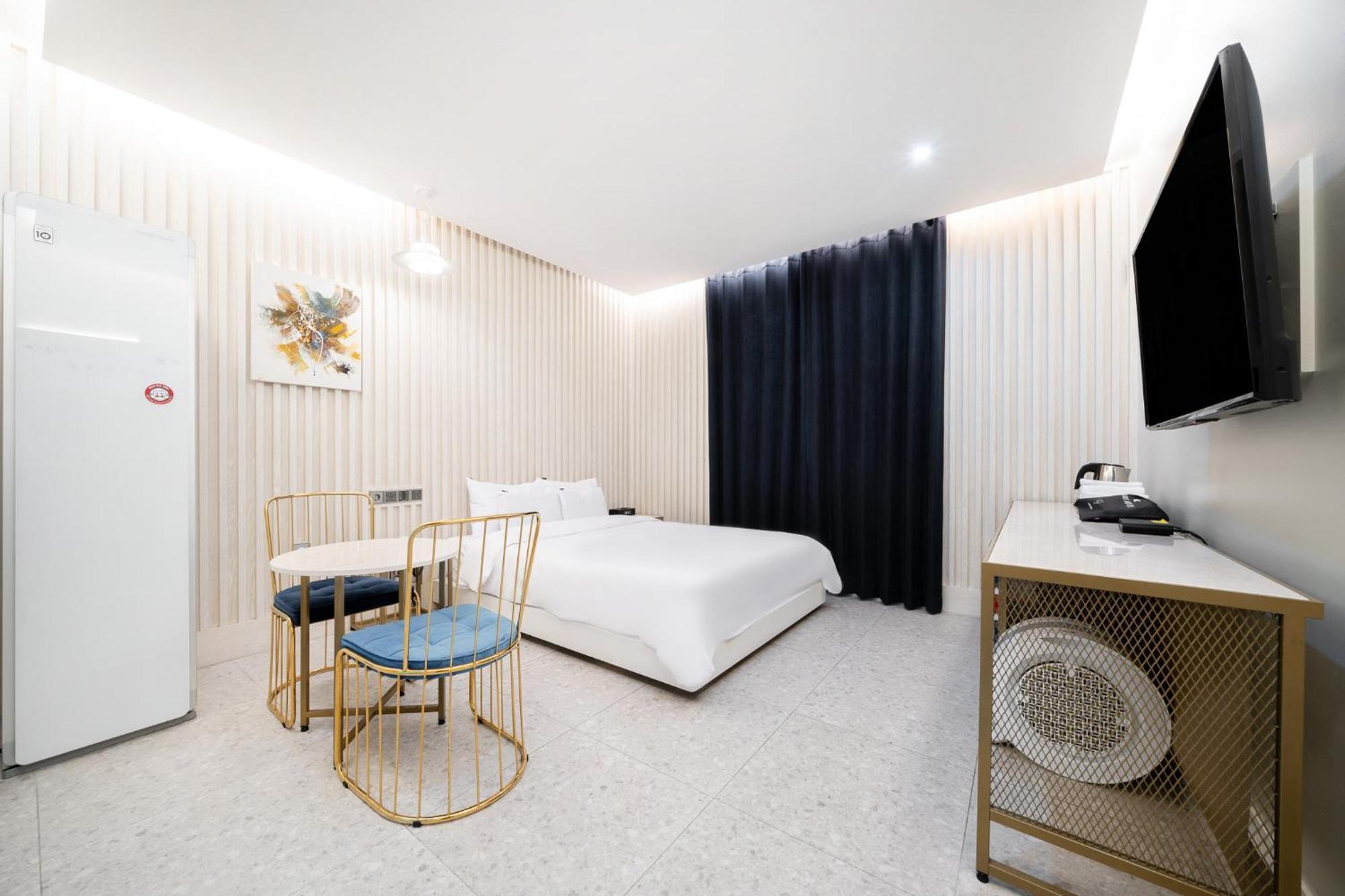 Suncheon Hound Hotel Suncheon Station Branch Екстериор снимка