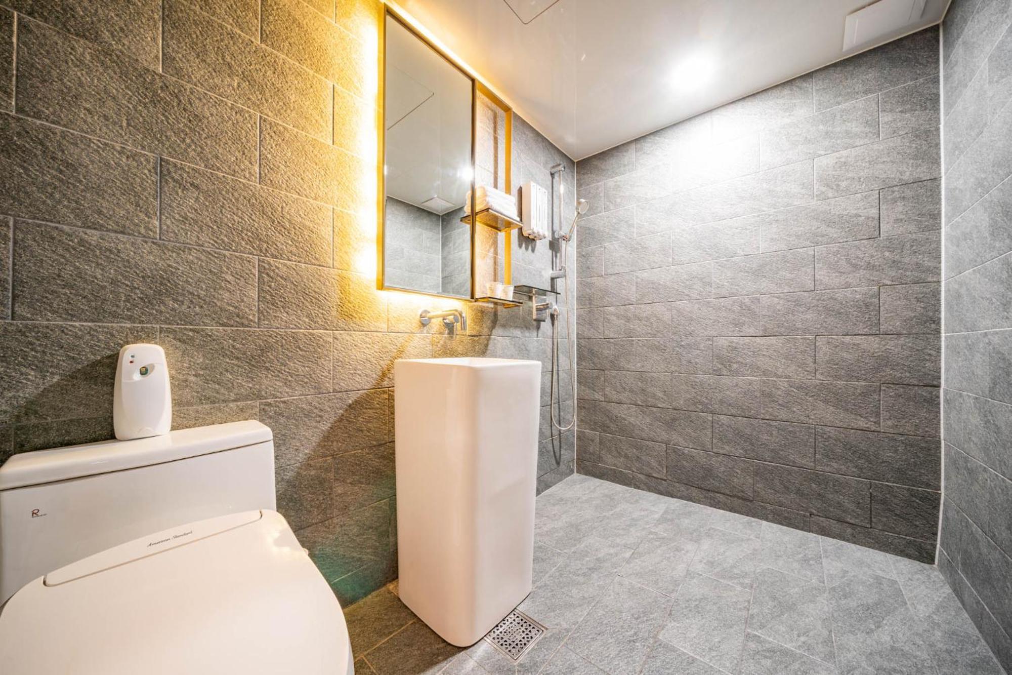 Suncheon Hound Hotel Suncheon Station Branch Екстериор снимка